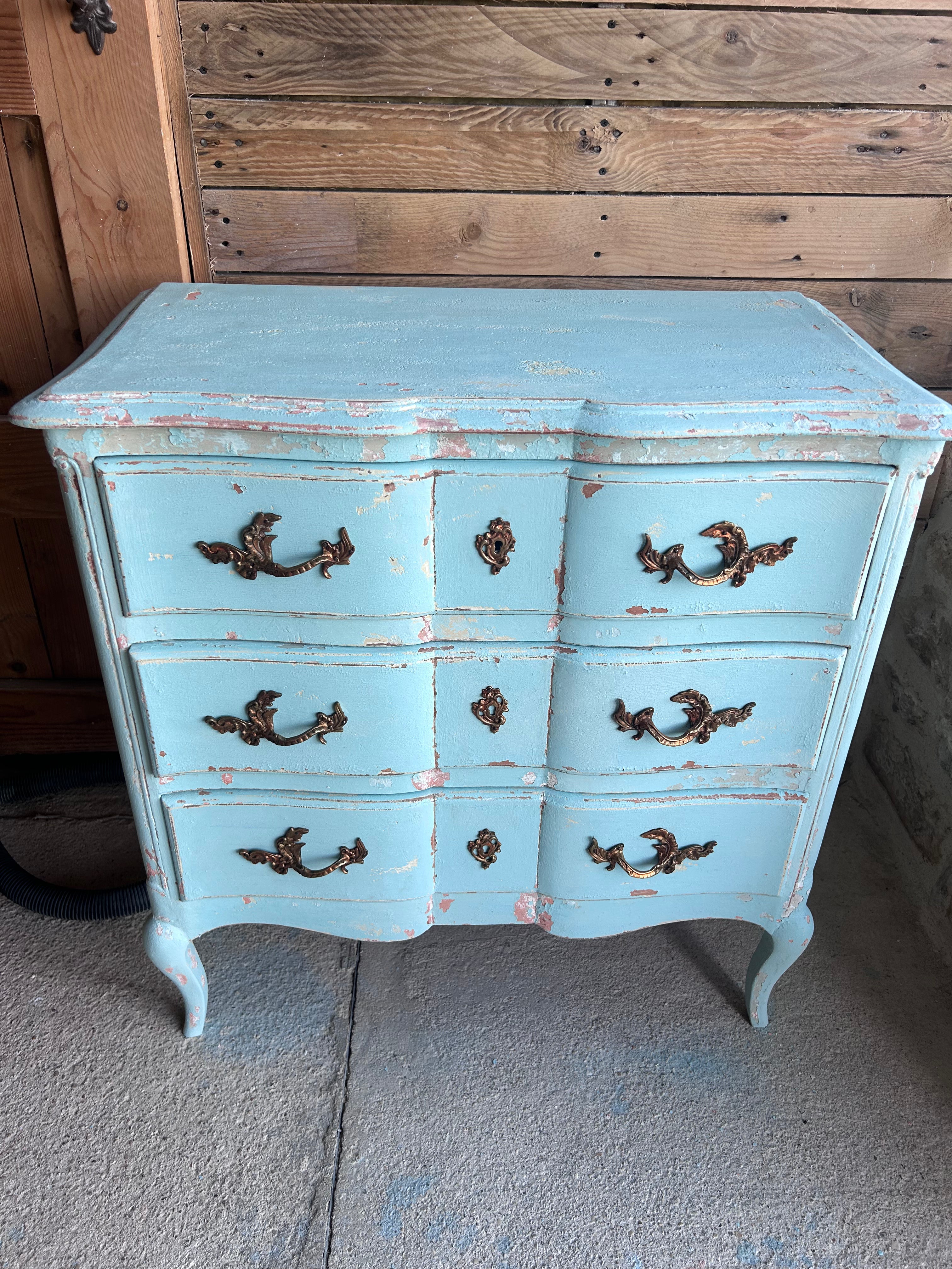 French provincial chest of drawers in blue patina
