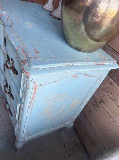 French provincial chest of drawers in blue patina